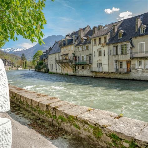 Stream Château De Saint Béat Et Statue De La Vierge By Pyrénées 31