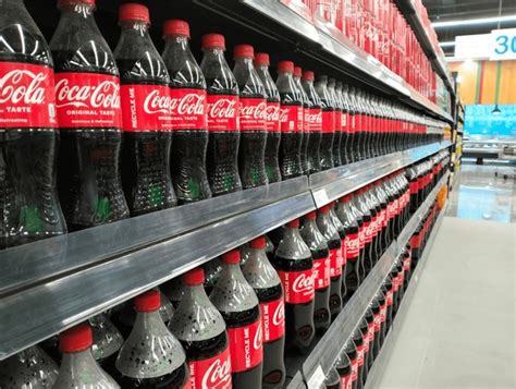 coke sakto bottle royalty  images stock  pictures
