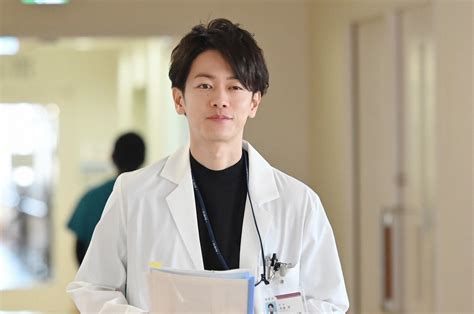 佐藤健“天堂”、萌音“七瀬”におでこピタッ！さらに“ハグ”も＜恋はつづくよどこまでも＞（ザテレビジョン）