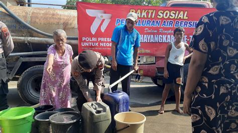 Kemarau 10 000 Liter Air Bersih Digelontor Polres Tegal Kota Untuk Warga