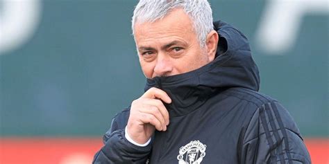 Manchester United Feuert Jose Mourinho Premier League Derstandard