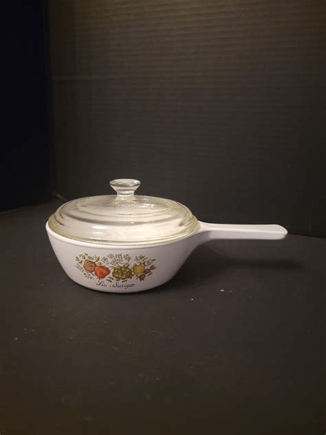 Vintage Corning Ware Spice Of Life Covered Saucepan 3 Cups P 82 B Soup Vegetable Sauces Dips 1 5