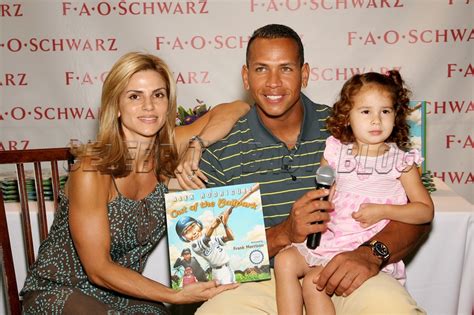 Alex Rodriguez family is "Out of the Ballpark" | PEOPLE.com