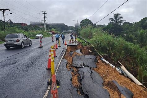 Susto por colapso de un tramo de la carretera Panamá Colón Panamá en