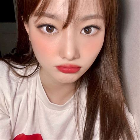 Hot Issue Nahyun Hot