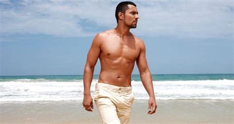 Randeep Hooda Workout Routine and Diet Plan - Healthy Celeb