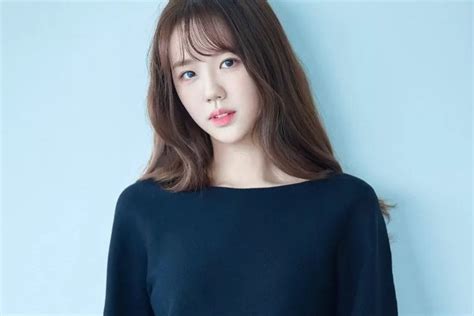 Profil Dan Biodata Ji Ye Eun Aktris Cantik Yang Bintangi Web Drama