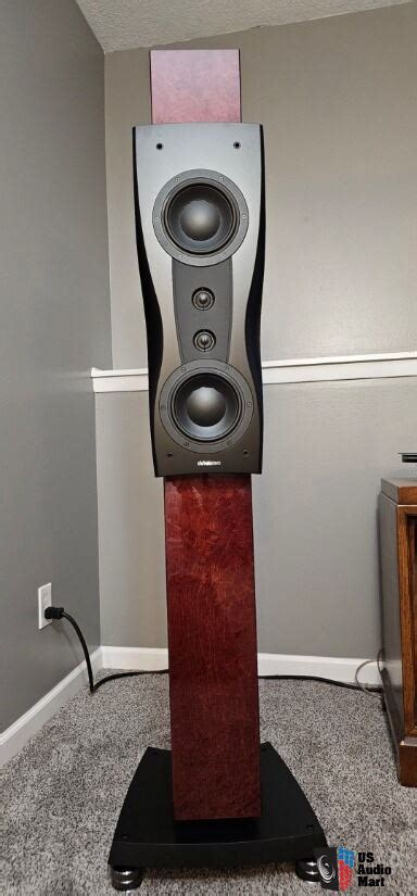 Dynaudio Confidence C Platinum Rosewood Finish Photo Us