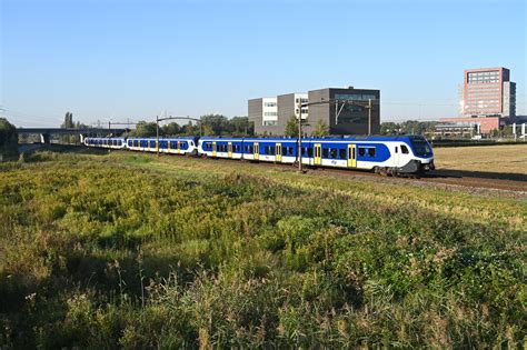 21 9 2020 NS FLIRTS Trio 2215 LAAN V N GROENHOVE DORDRECHT Flickr