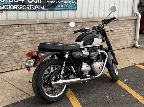 2024 Triumph Bonneville T120 Dgr Limited Edition Crystal White Phantom Black Gina S Motorsports