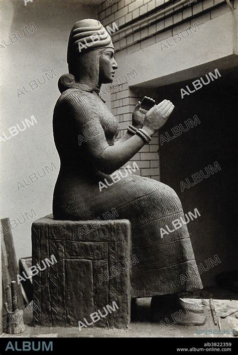 Gula, Mesopotamian Goddess of Healing 2100-2000 BC - Album alb3822359