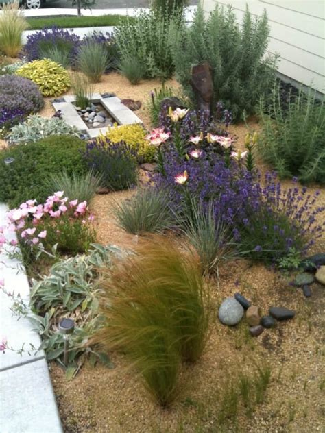 DIY Project: Contemporary Garden Water Feature Less than $30 • The ...