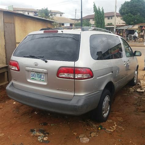 Registered Toyota Sienna First Body 2001 N1 400 000 00 Autos