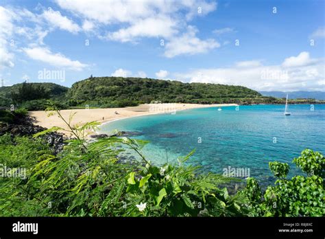 Waimea Bay Beach Oahu Hawaii North Shore Stock Photo Alamy