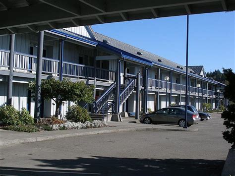 coos bay hotels open - Patrick Sells