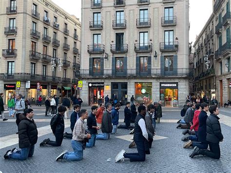 El 5 Rosario de Hombres llega con fuerza 40 países 20