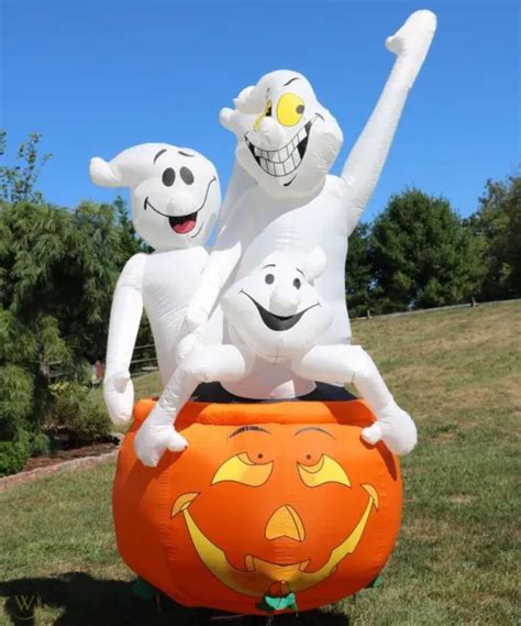 Gemmy Airblown Inflatable Light Up Ghosts Pumpkin Jack O Lantern