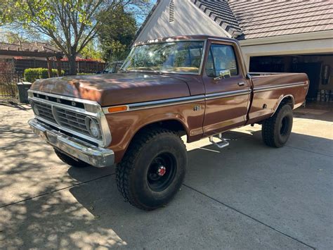 1975 Ford F250 Butter Classics