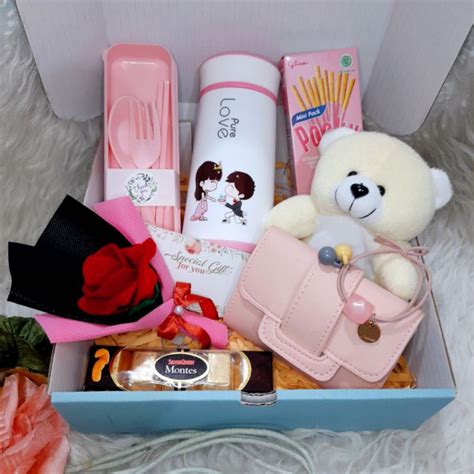 Jual C2 Hampers Cewek T Box Boneka Beruang Teddy Bear Bingkisan