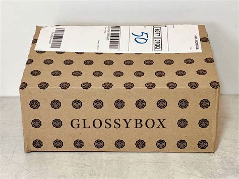 Glossybox Janvier New Horizon Unboxing Test