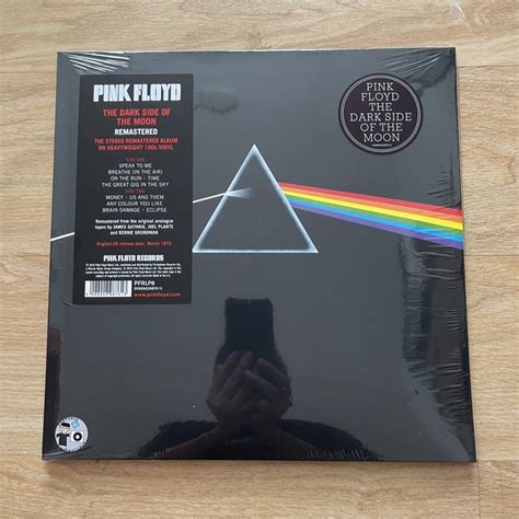 แผ่นเสียง Pink Floyd The Dark Side Of The Moon Vinyl Album Remastered