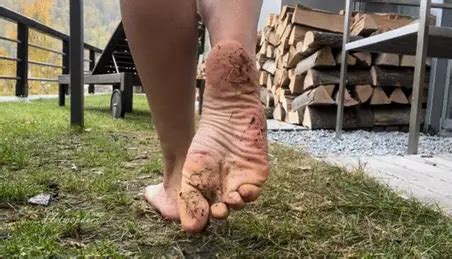 Free Soles Muddy Feet Porn Videos 1 PORNFAZE