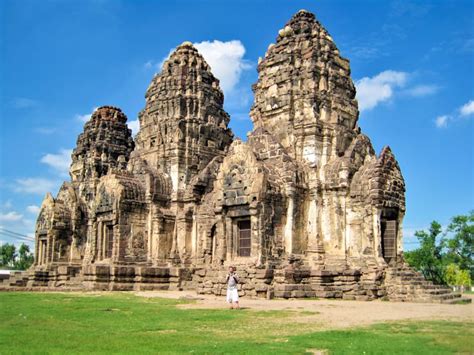 Lopburi La Ciudad De Los Monos De Tailandia