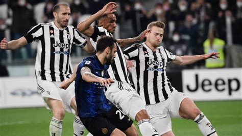 Juventus Inter Le Pagelle Dei Bianconeri Locatelli Nel Pallone