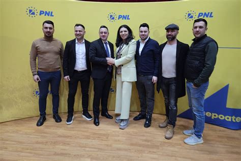 Senatorul Claudia Mihaela Banu candidatul la Primăria orașului Băbeni