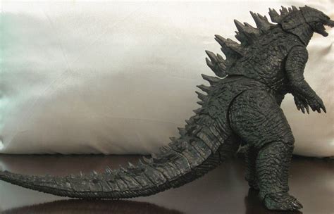 The Toyseum Neca Legendary Godzilla 2014 12 Head To Tail Figure Review