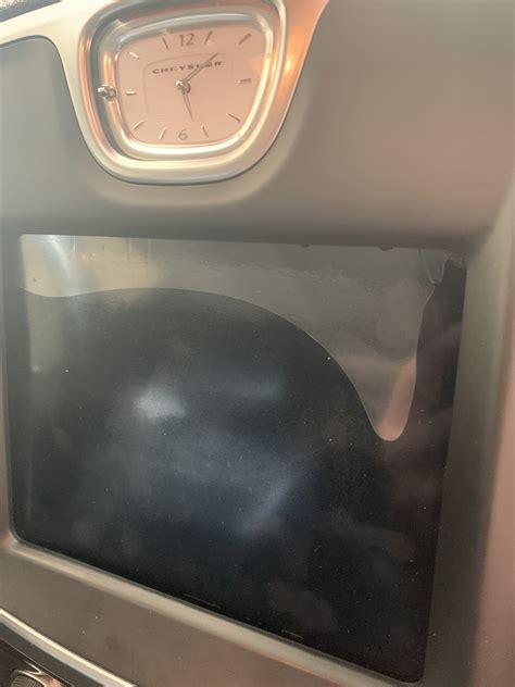 2017 300C uconnect/radio LCD Screen delaminating | Chrysler 300C & SRT8