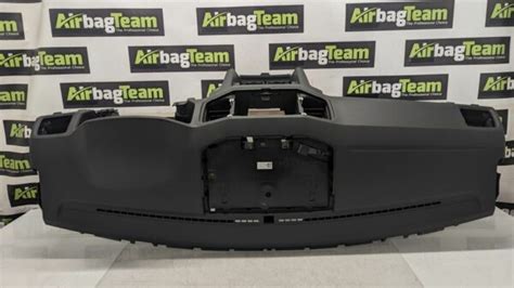 VW Volkswagen Amarok 2017 Onwards Dashboard Airbag Team