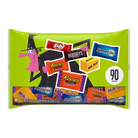 Hershey Assorted Chocolate Flavored Halloween Candy Variety Bag, 90 pcs ...