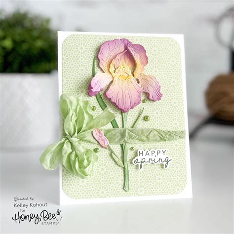 Lovely Layers Iris Honey Cuts Honey Bee Stamps