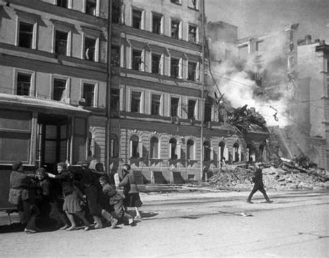 Siege of Leningrad. Pages of history - Wander Lord