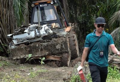 Kapar plane crash: Clearing and removal of wreckage concluded | Malay Mail