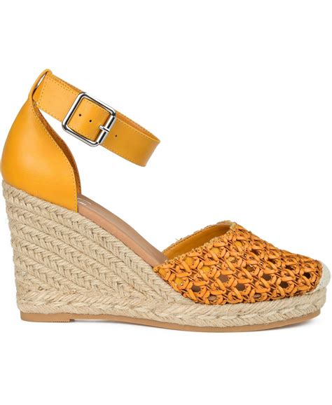 Journee Collection Womens Yellow Sierra Espadrille Wedge Sandals