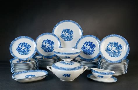 Lot Art Kpm Krisler Germany Partie De Service En Porcelaine D Cor