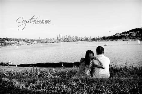 Colorful Seattle Engagement Session - Crystal Madsen Photography