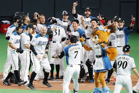 日本ハム、10年ぶり日本一へ王手！ 西川がサヨナラ満弾、メンドーサ好投 Baseball King