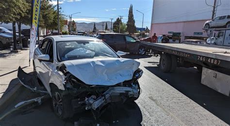 Da Vuelta Prohibida Y Causa Encontronazo En La Agust N Melgar