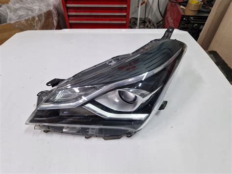 Toyota Yaris Iii Lift Lampa Prz D Przednia Soczewka Yar Liftlp