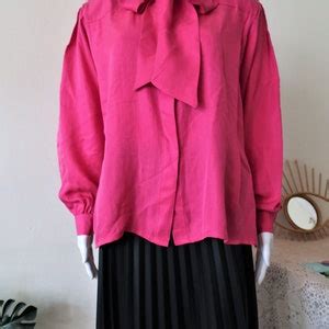 Vintage Pink Silk Blouse Shirt With Pussy Bow And Jacquard Pattern