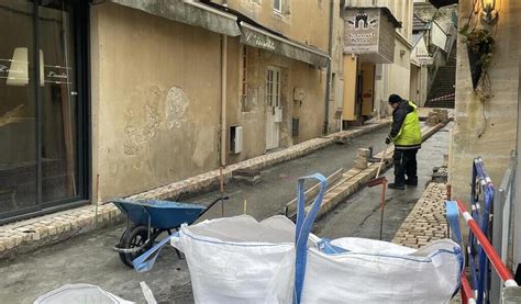 Travaux dans le Vaugueux à Caen les premiers pavés sont posés Caen