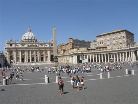 El Vaticano Forj Imperio Inmobiliario Gracias A Churupos De Mussolini