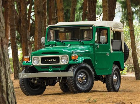 Rm Sotheby S Toyota Fj Land Cruiser Soft Top Auburn Spring