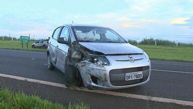 Bom Dia Cidade Ribeirão Preto Mulher fica ferida em acidente