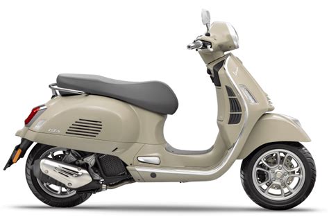 Vespa Primavera Snappy Agile With 12 Inch Wheel Rims