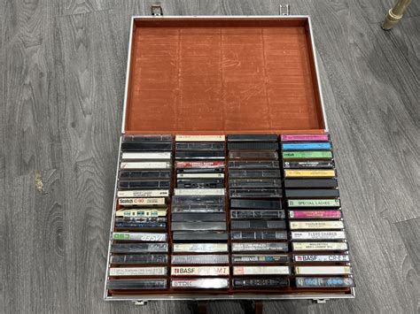 Urban Auctions Vintage Cassette Tapes Carry Case