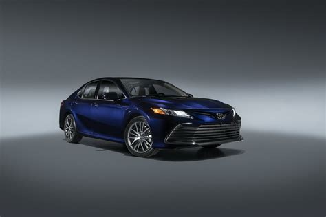 2021 Toyota Camry XSE Hybrid - MS+ BLOG